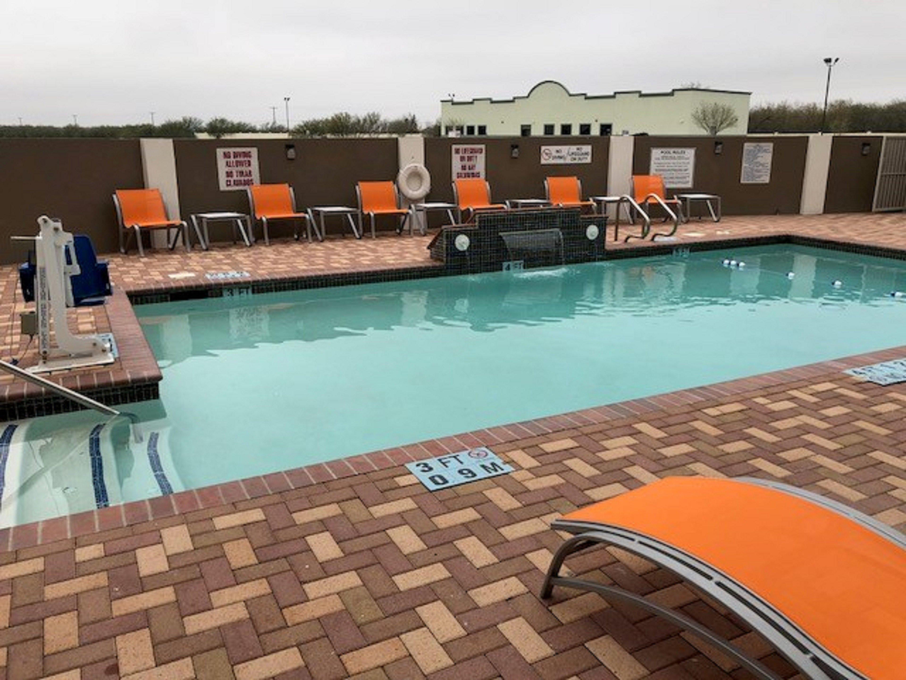 Holiday Inn Express Hotel & Suites Rio Grande City, An Ihg Hotel Esterno foto